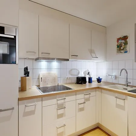 In Direkter Strandlage Mit Eingeschraenktem Meerblick, Freia 09, * Binz