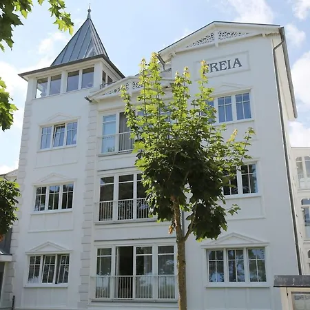 In Direkter Strandlage Mit Eingeschraenktem Meerblick, Freia 09, *