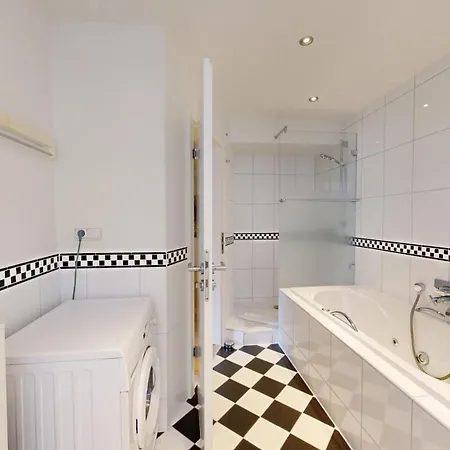 Apartamento In Direkter Strandlage Mit Eingeschraenktem Meerblick, Freia 09, *