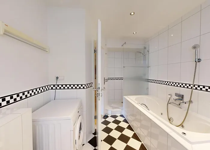 Appartement In Direkter Strandlage Mit Eingeschraenktem Meerblick, Freia 09, *