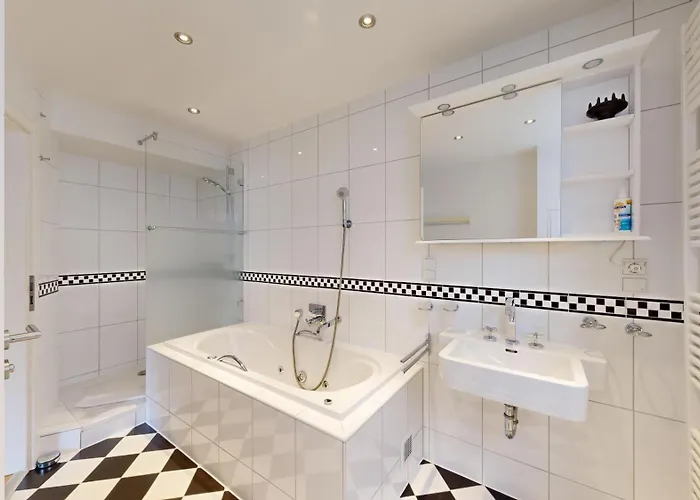 Appartement In Direkter Strandlage Mit Eingeschraenktem Meerblick, Freia 09,