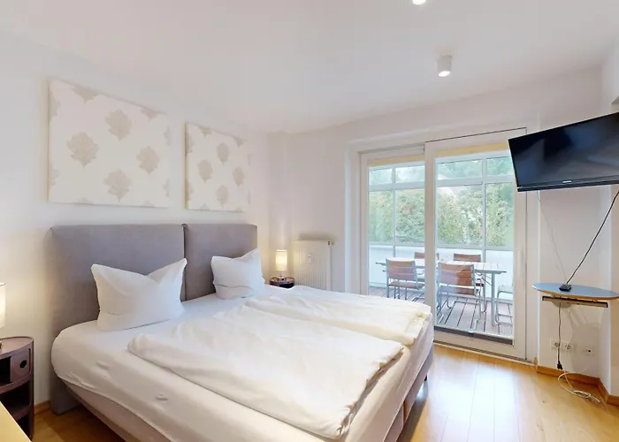 Appartement In Direkter Strandlage Mit Eingeschraenktem Meerblick, Freia 09, Binz